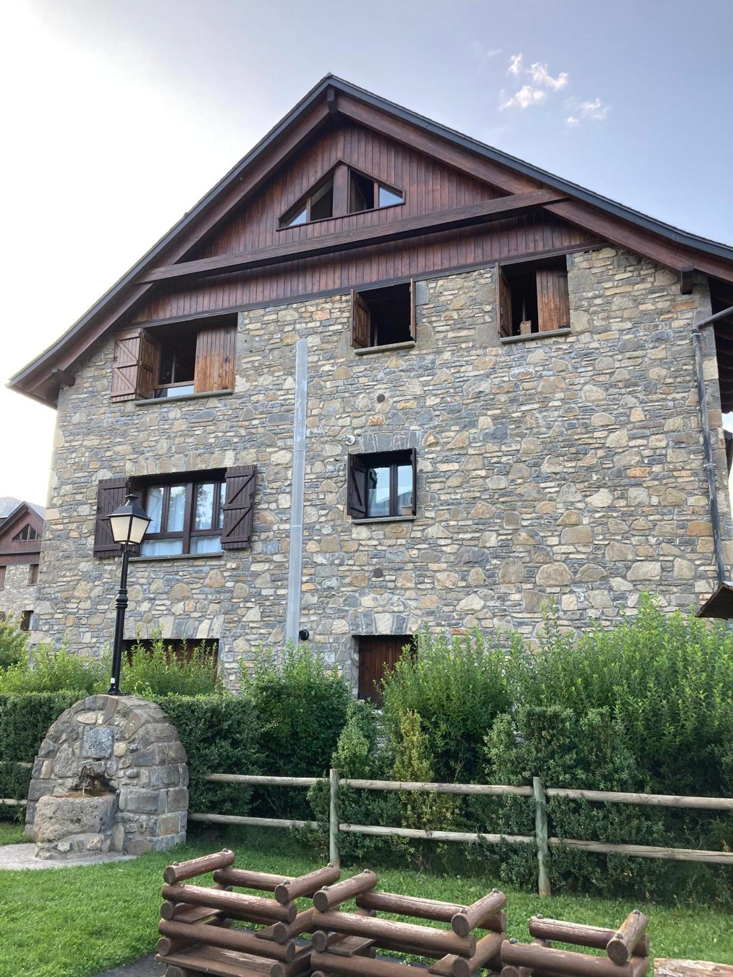 Apartamento A10 De Formigal, 9 Personas Y Garaje Эскаррилья Экстерьер фото