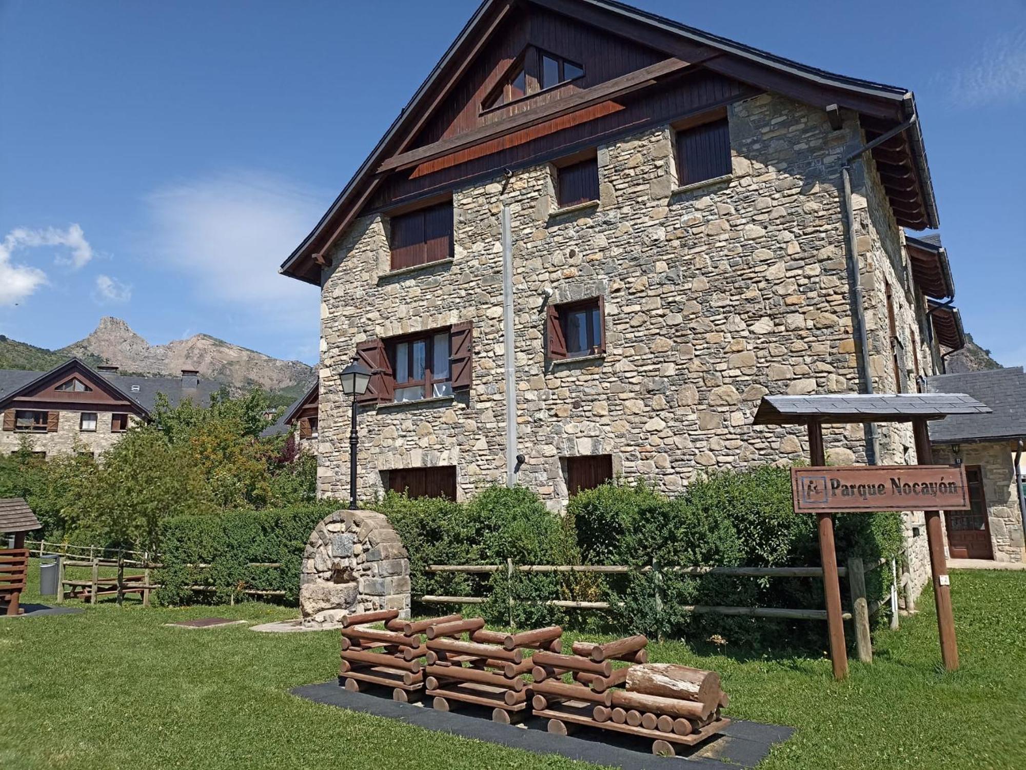Apartamento A10 De Formigal, 9 Personas Y Garaje Эскаррилья Экстерьер фото